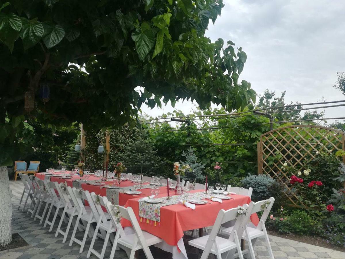 My Garden Hotell Tbilisi Exteriör bild